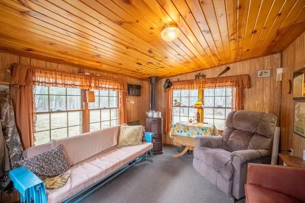 38549 Arrow Wood CT, Sturgeon Lake, MN 55783