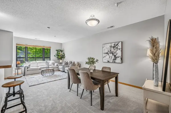 820 Emerald ST #110, Saint Paul, MN 55114