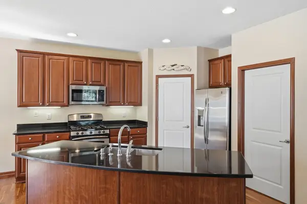 2156 Cedar Grove TRL, Eagan, MN 55122