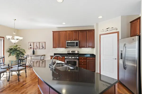 2156 Cedar Grove TRL, Eagan, MN 55122