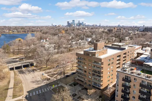 2885 Knox AVE S #203, Minneapolis, MN 55408