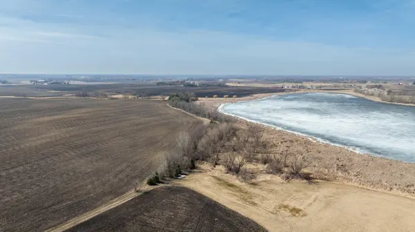 000 Mn-25, Mayer, MN 55360