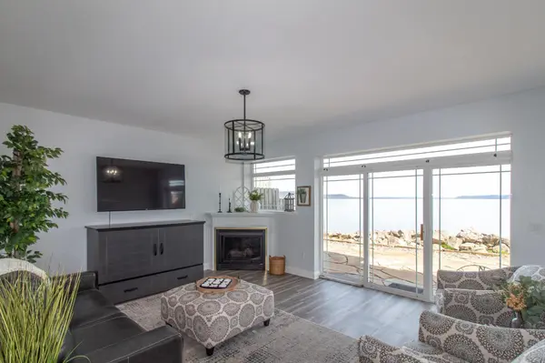 1702 N Lakeshore DR #2, Lake City, MN 55041