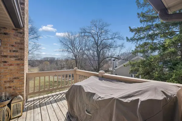 4305 Oakmede LN #24A, White Bear Lake, MN 55110