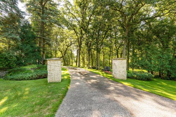 2807 Government Point RD NE, Alexandria, MN 56308