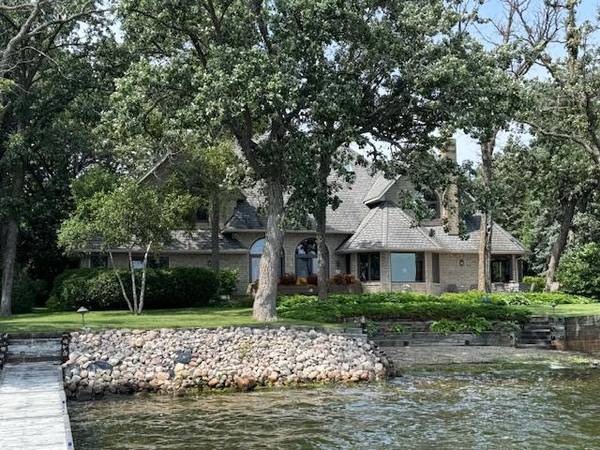 2807 Government Point RD NE, Alexandria, MN 56308