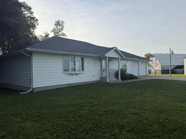 16612 670th AVE, Alden, MN 56009