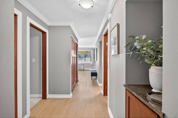 2700 W 44th ST #104, Minneapolis, MN 55410