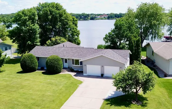 500 Hickman DR, Sauk Centre, MN 56378