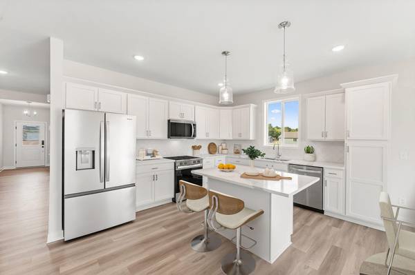 1251 Trail WAY, New Richmond, WI 54017