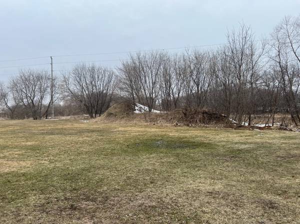 1925 Kempton CT, Fergus Falls, MN 56537
