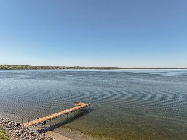 4 N Lakeshore DR, Glenwood, MN 56334