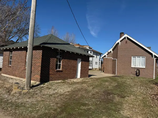 20 2nd AVE SW, Wells, MN 56097