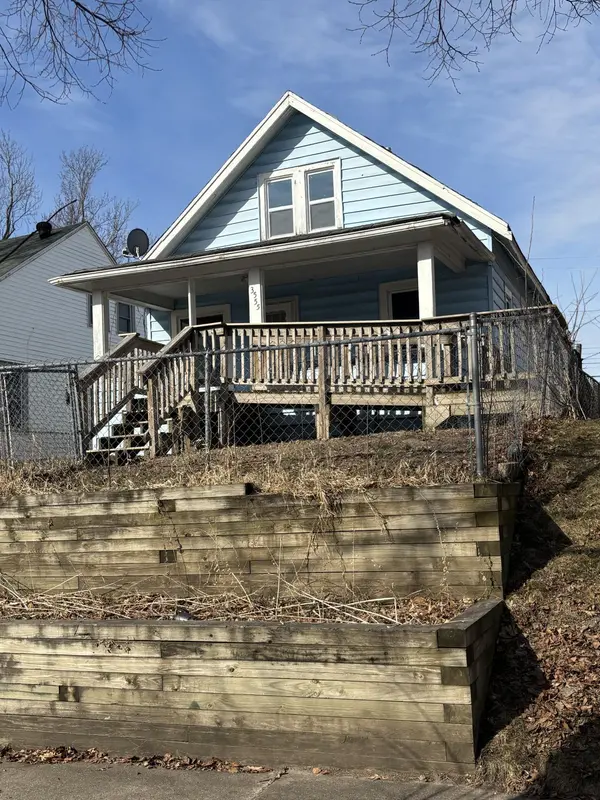 3555 Thomas AVE N, Minneapolis, MN 55412