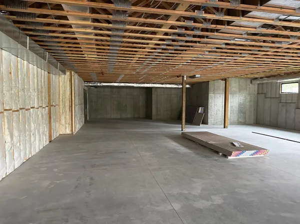 403 3rd AVE E #Suite 3, Alexandria, MN 56308