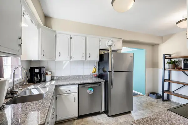 5301 Edgewood AVE N, Crystal, MN 55428