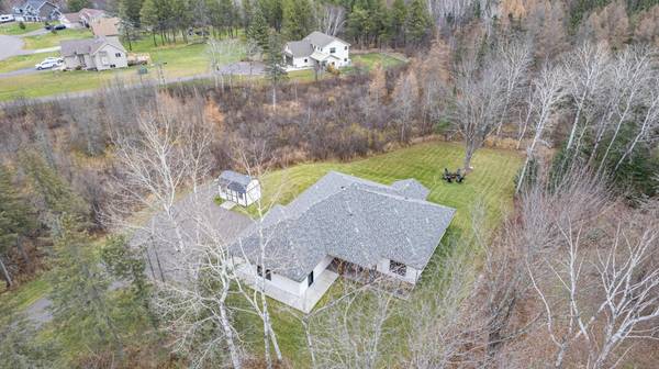 59 E Riverside RD, Esko, MN 55733