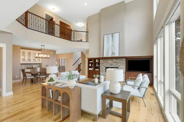 18928 Katrine CT, Lakeville, MN 55044