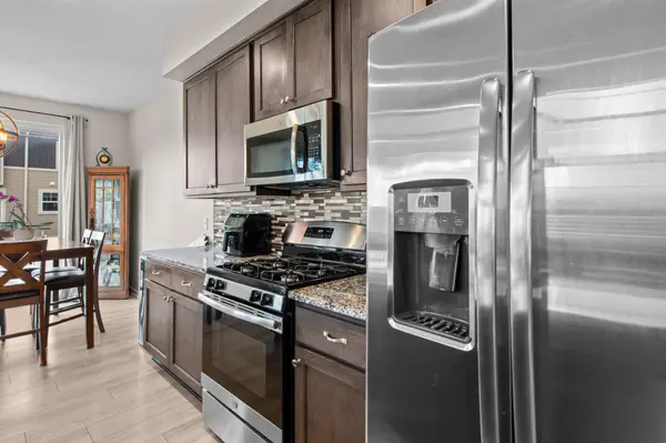 7680 Anthony PL, Victoria, MN 55386