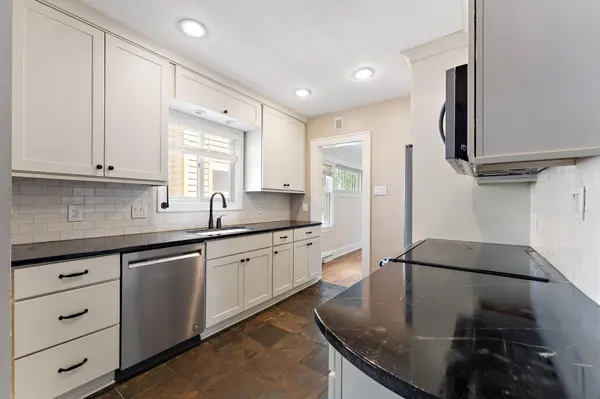 3260 Yosemite AVE S, Saint Louis Park, MN 55416