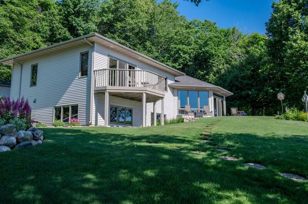30544 Birch Acres RD, Cushing, MN 56443