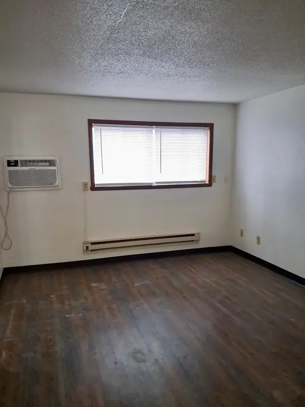 1105 11th ST N, Fargo, ND 58102