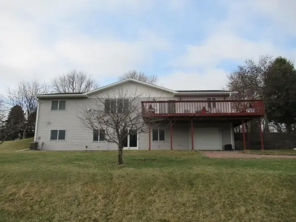 1481 115th ST, Luverne, MN 56156