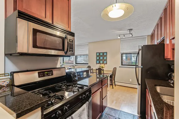 3019 Bryant AVE S #6, Minneapolis, MN 55408