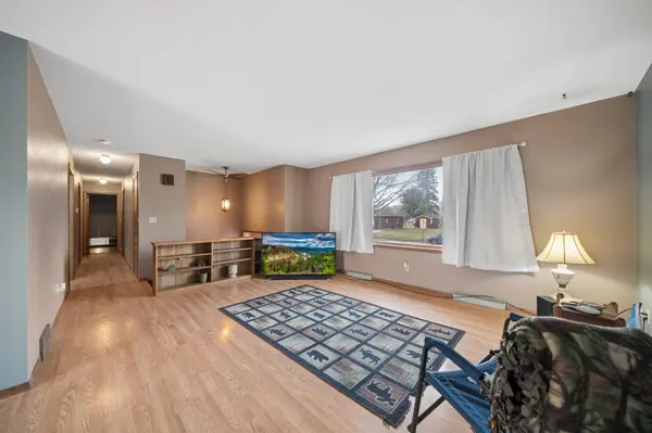 402 E 2nd ST N, Truman, MN 56088