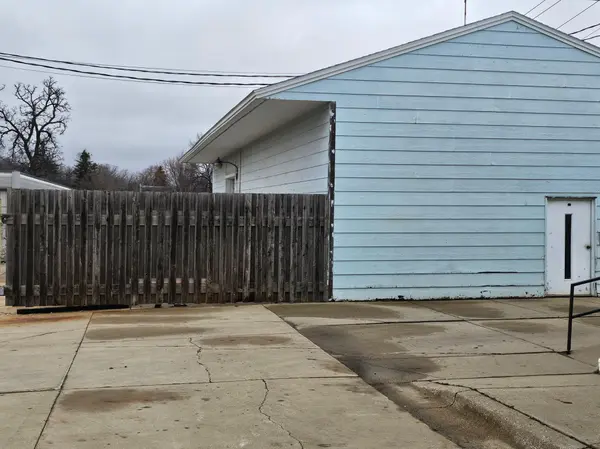 214 6th AVE E, Alexandria, MN 56308