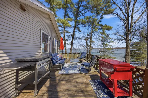 24184 Vacation LN, Rochert, MN 56578