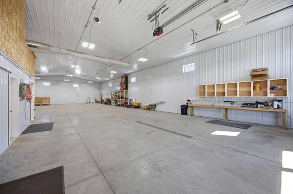 3320 39th ST S, Fargo, ND 58104