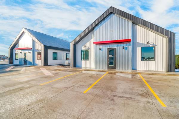 4180 53rd AVE S, Fargo, ND 58104