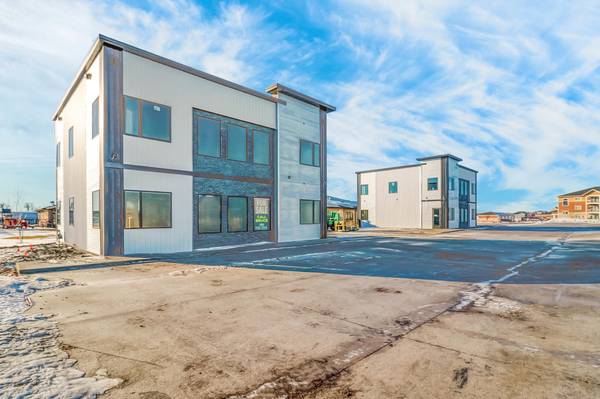 4132 53rd AVE S, Fargo, ND 58104