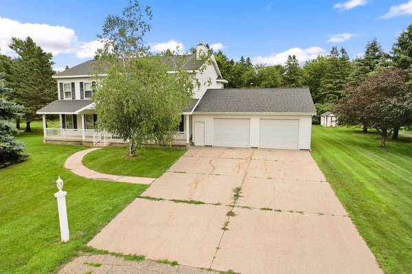 604 Pine Needle DR, Perham, MN 56573