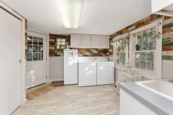 46652 Riverview DR, La Crescent, MN 55947