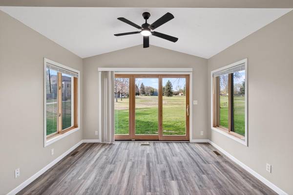 901 W Main ST, Belle Plaine, MN 56011