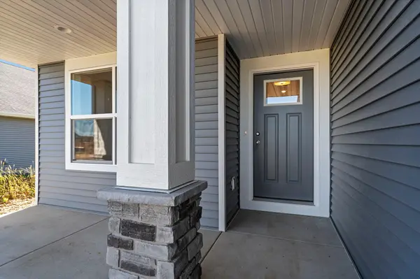 2101 Pleasant Drive, Prescott, WI 54021