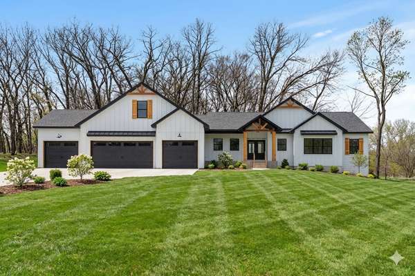 2941 155th AVE NE, Ham Lake, MN 55304