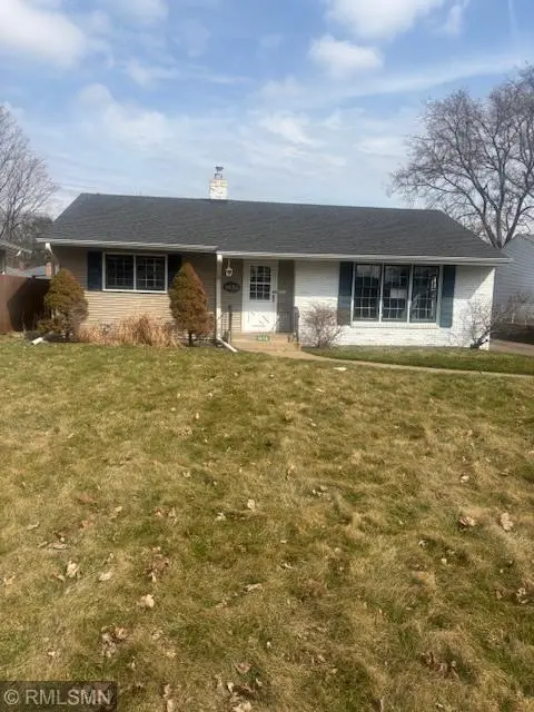 1656 Hazel ST N, Saint Paul, MN 55119