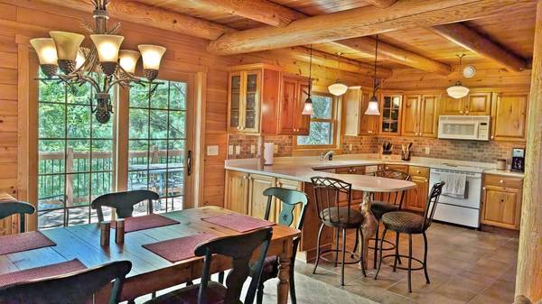 2357 Retreat Lodge RD, Cook, MN 55723