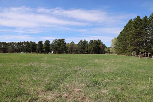 251x 183rd Ave NE, East Bethel, MN 55092