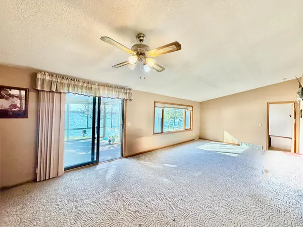 52 Deer Path RD, Tracy, MN 56175