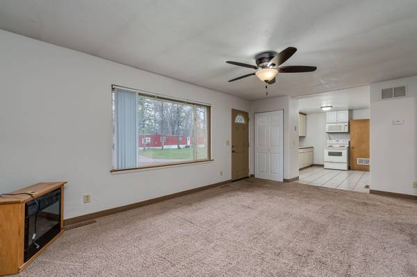 117 Jay ST, Le Sueur, MN 56058