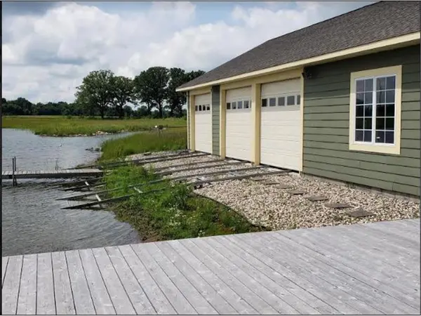 830 Beach Ball LN, New Germany, MN 55367