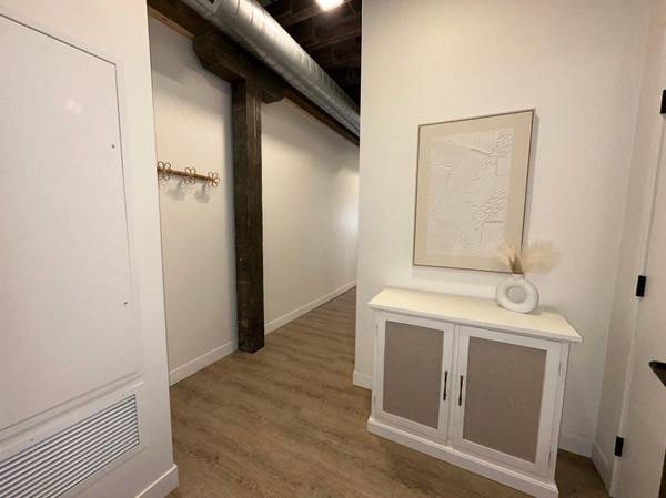 117 BROADWAY N #301, Fargo, ND 58102