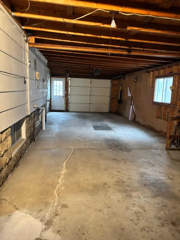 195 S Monroe ST, Thompson, IA 50478