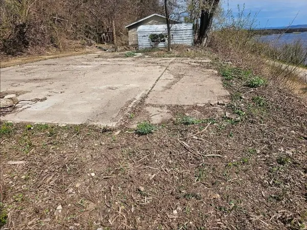 905 Mississippi LN, Brownsville, MN 55919