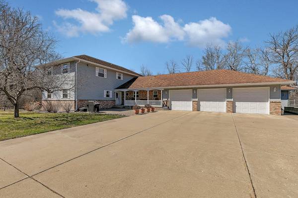 17425 Northwood DR, Paynesville Twp, MN 56362