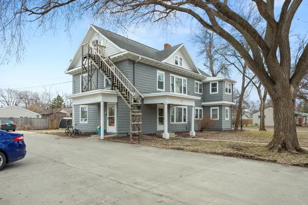 826 21st ST S, Fargo, ND 58103